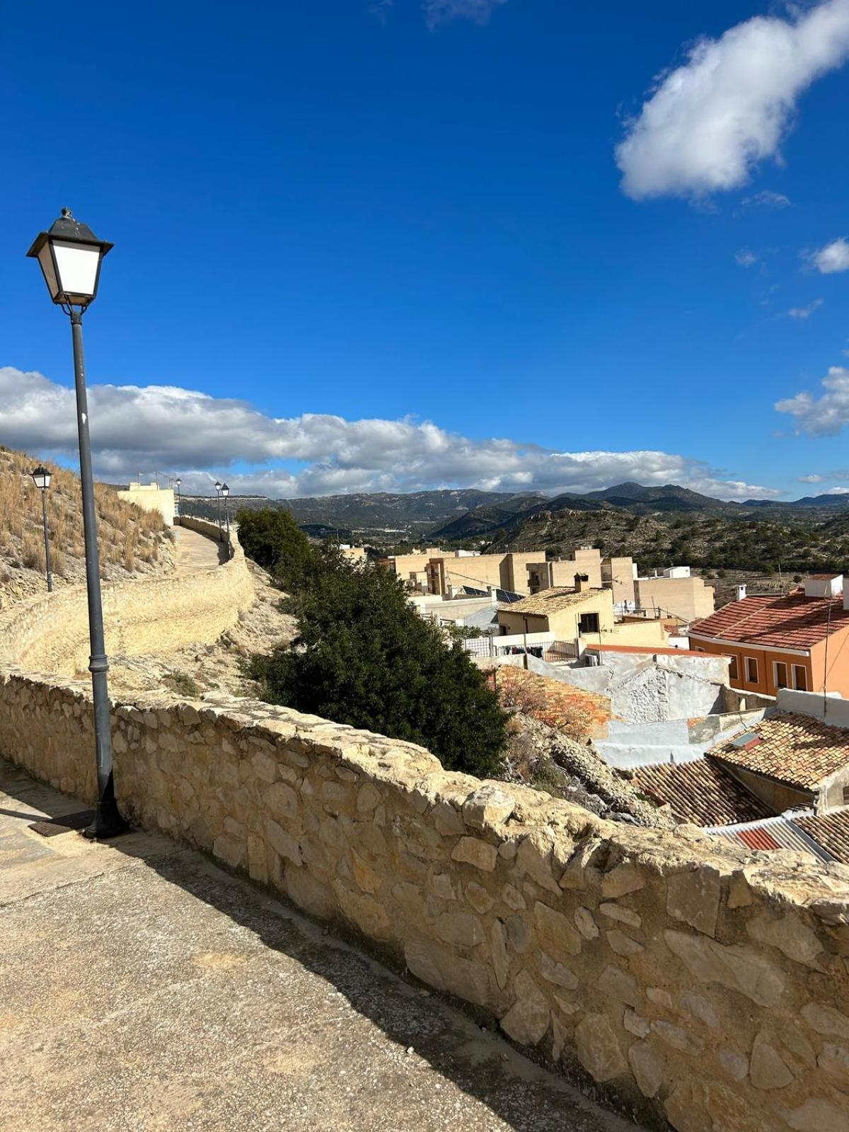 La Guarida Rustica Del Zorro Apartment Jijona Bagian luar foto